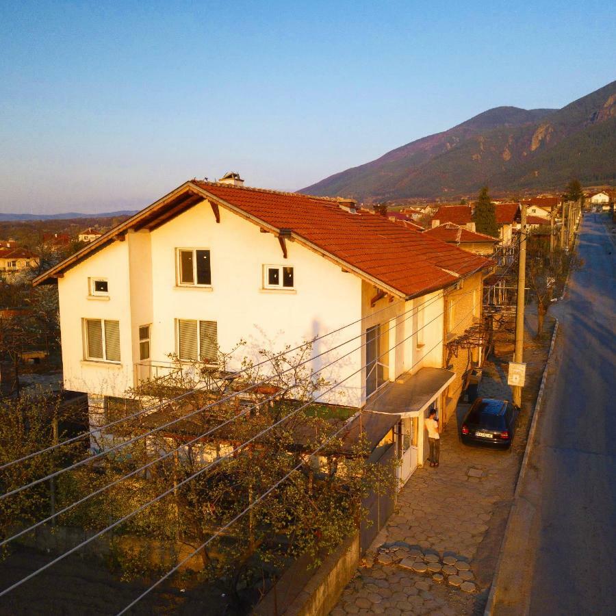 Apartment Diana Resilovo Esterno foto